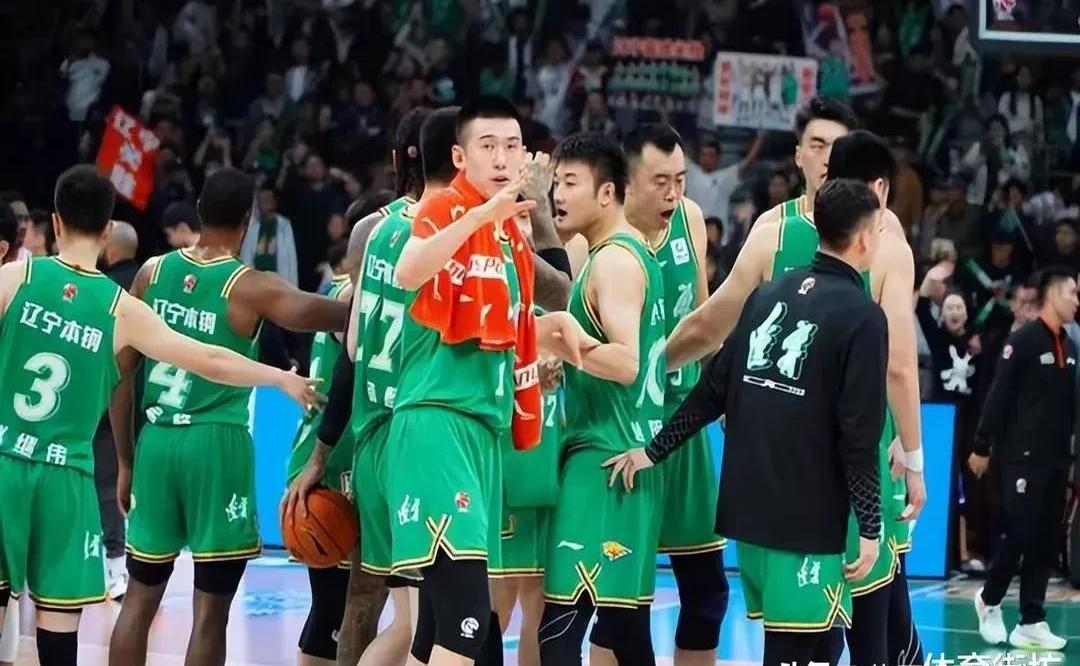 九游体育官方入口-湖北男篮展现团队实力，成功战胜强敌