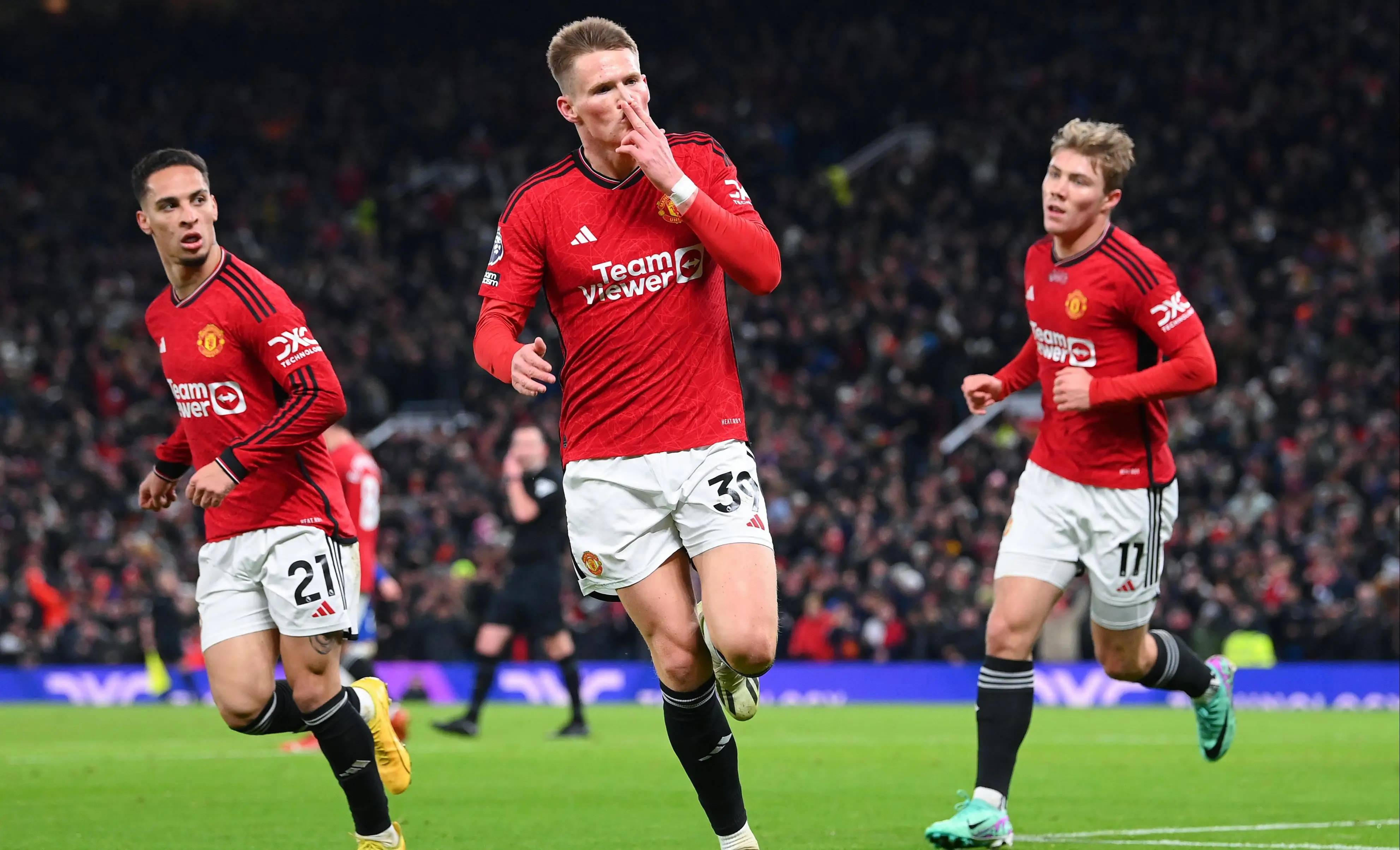 关于曼联遭遇客场失利，状态低迷难以掌控的信息