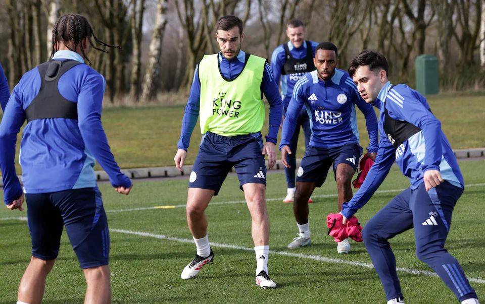 九游VIP-球队内讧?主力球员连续缺席