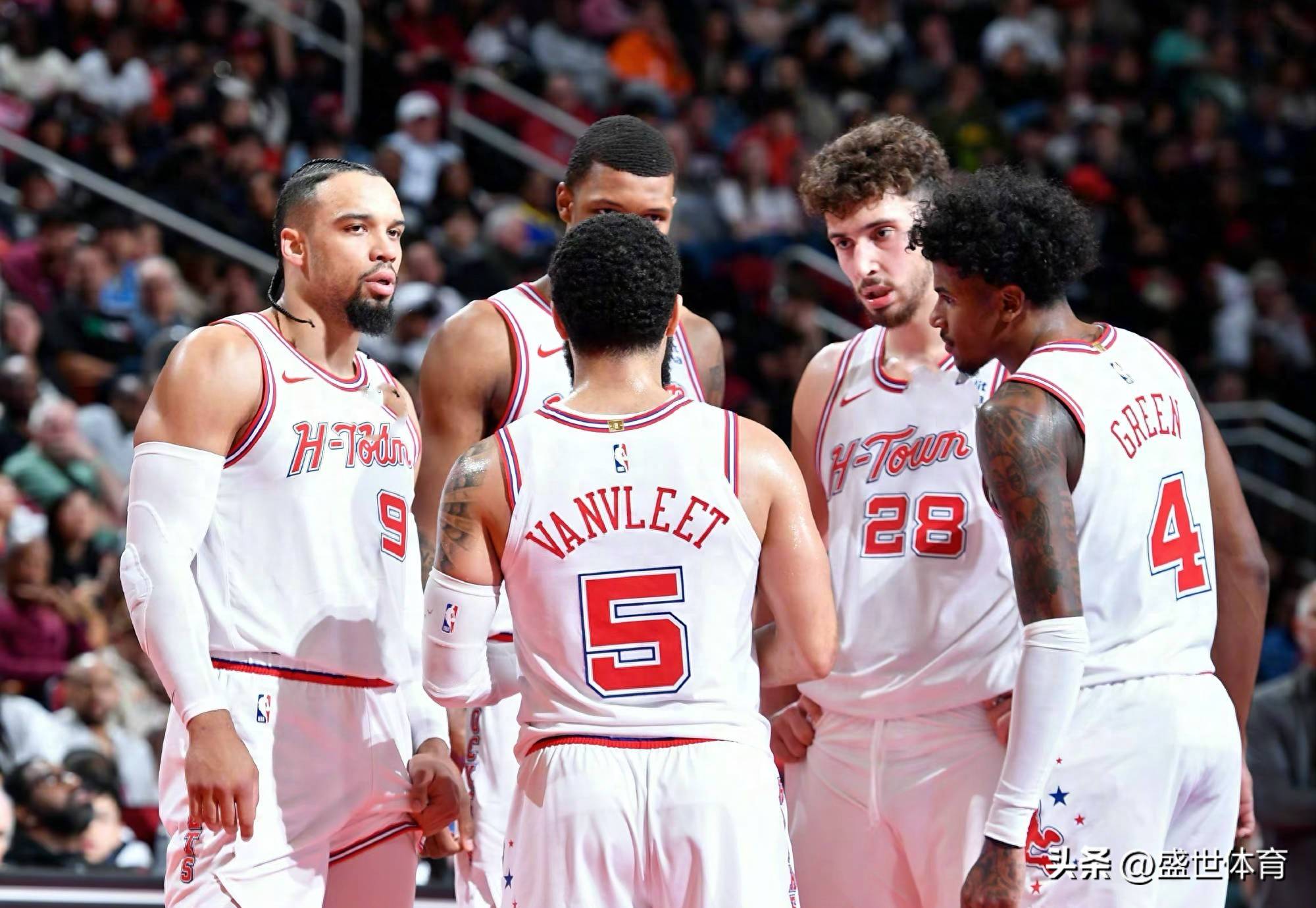 火箭后场表现抢眼助球队胜出