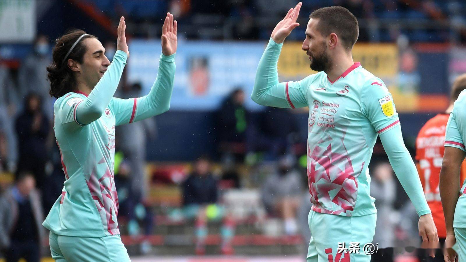 斯旺西客场小胜，保持领先优势的简单介绍