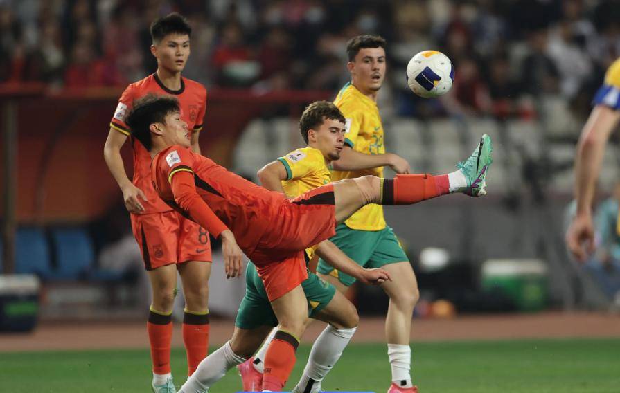 九游娱乐官方网站-上海上港主场大获全胜，稳居积分榜首的简单介绍