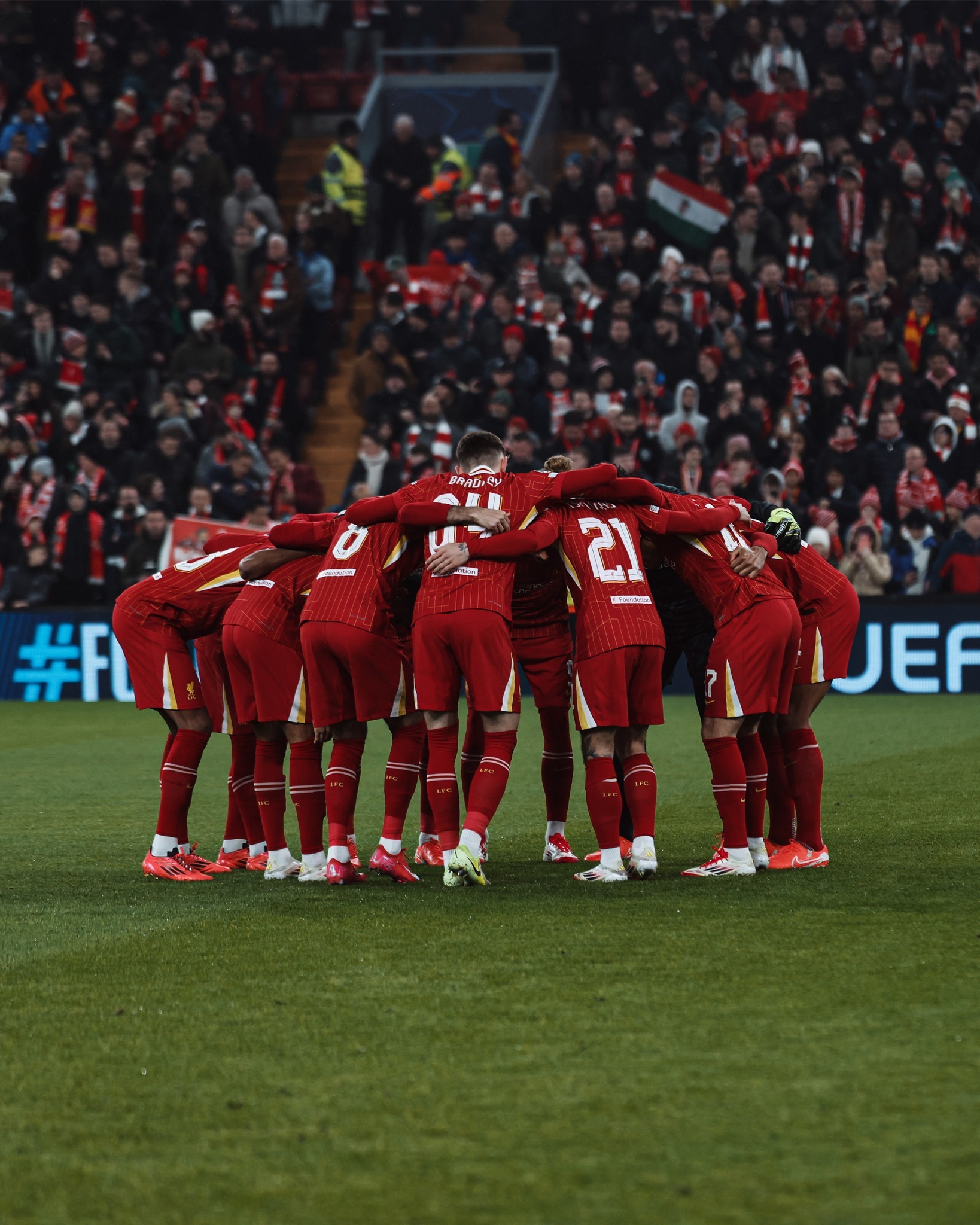 包含利物浦客场逆转热刺，连胜势不可挡的词条