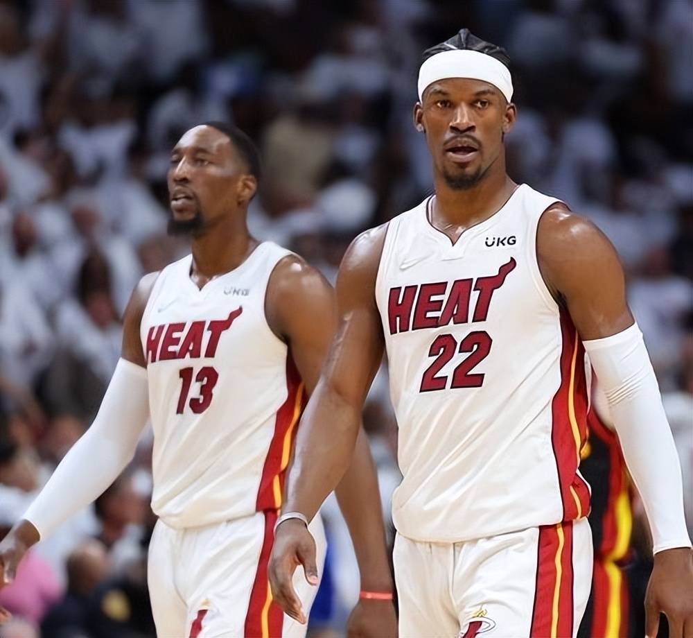 关于NBA名宿现身赛场,激情助威助力球队破冰的信息 关于NBA名宿现身赛场,激情助威助力球队破冰的信息