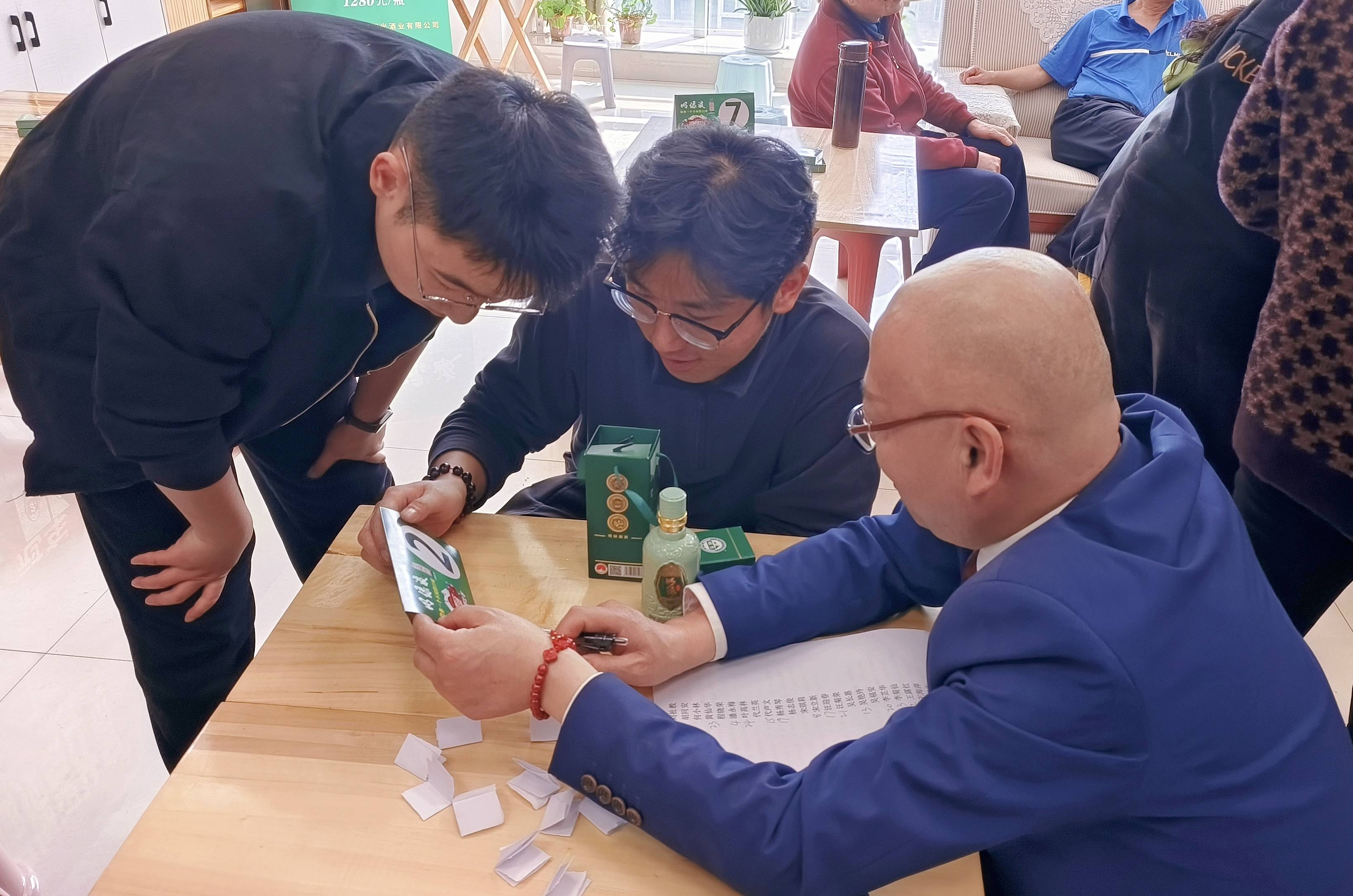 比赛名次争夺激烈世界级选手激情竞逐 比赛名次争夺激烈世界级选手激情竞逐