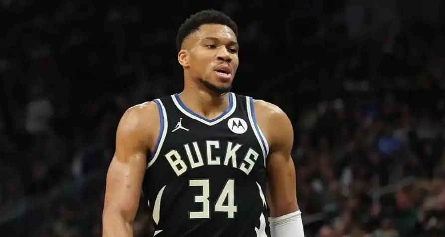 关于雄鹿队高层召开紧急会议，商讨对策的信息