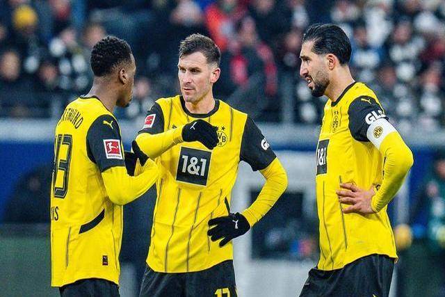 法兰克福防守球员成功延长合同