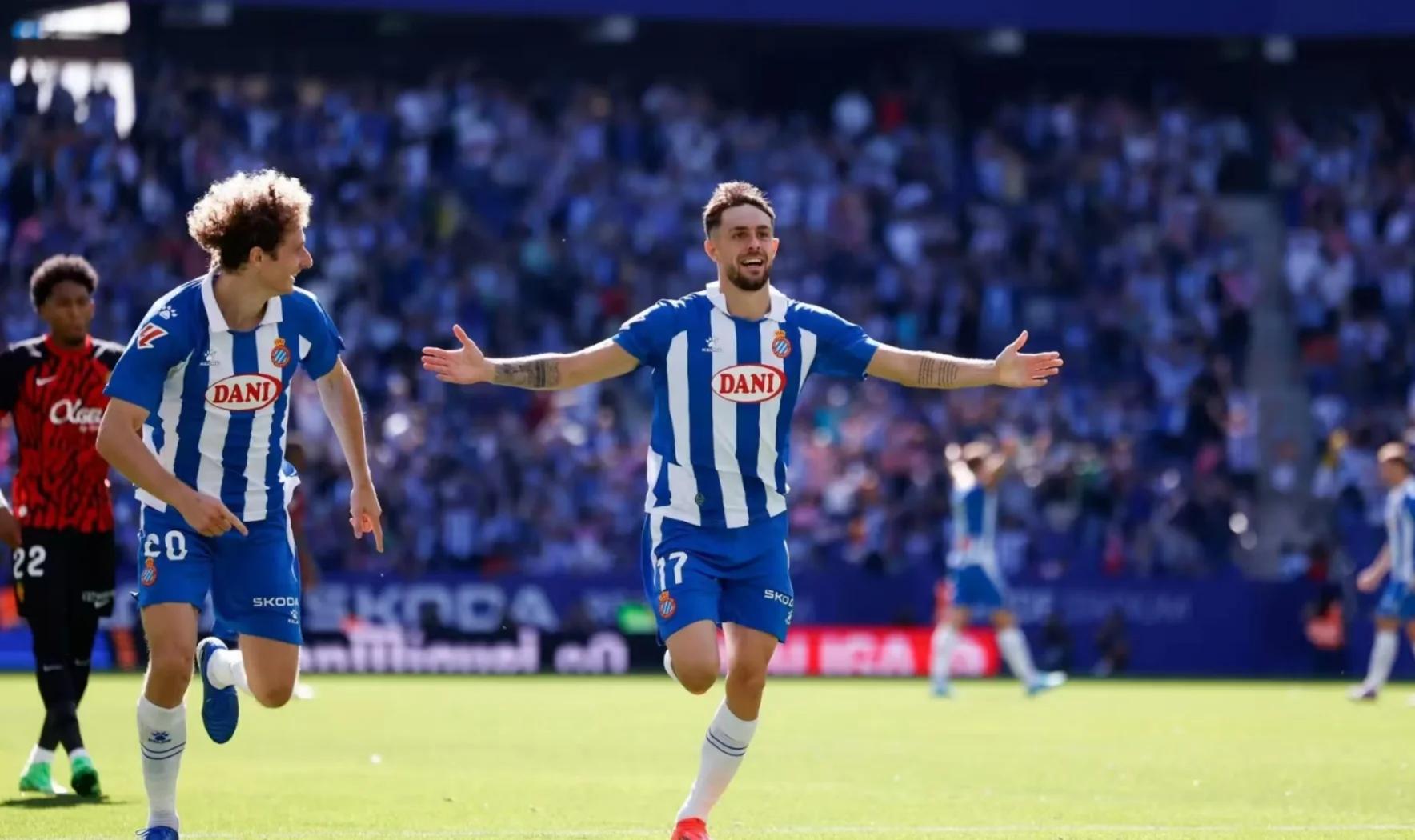 塞维利亚队大获全胜，主场击败马略卡