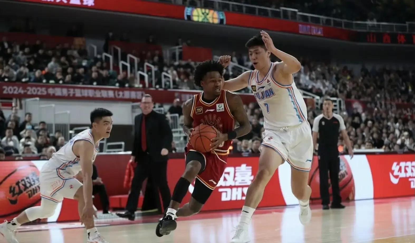 九游娱乐官方-福建队客场逆转战胜山西队，士气高涨