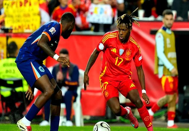 瑞士队在点球大战中惊险晋级 瑞士队在点球大战中惊险晋级