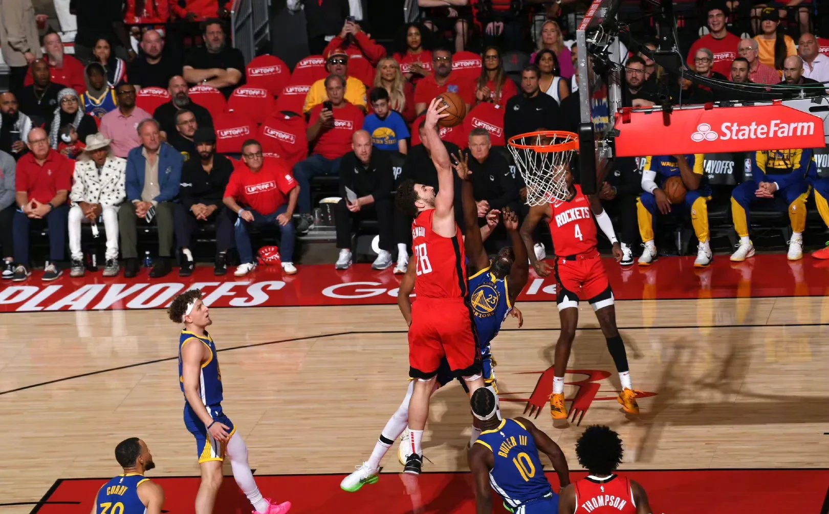 九游体育-关于火箭主帅因战术争执遭罚款，球队仍以优势获胜的信息