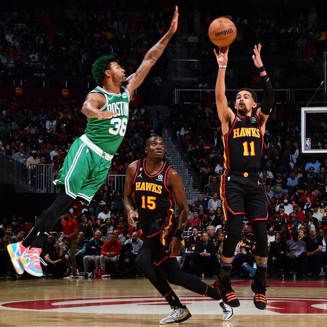 九游娱乐网页-篮网背靠背不敌老鹰，厄文个人状态回暖砍下25+11却难以带队赢球