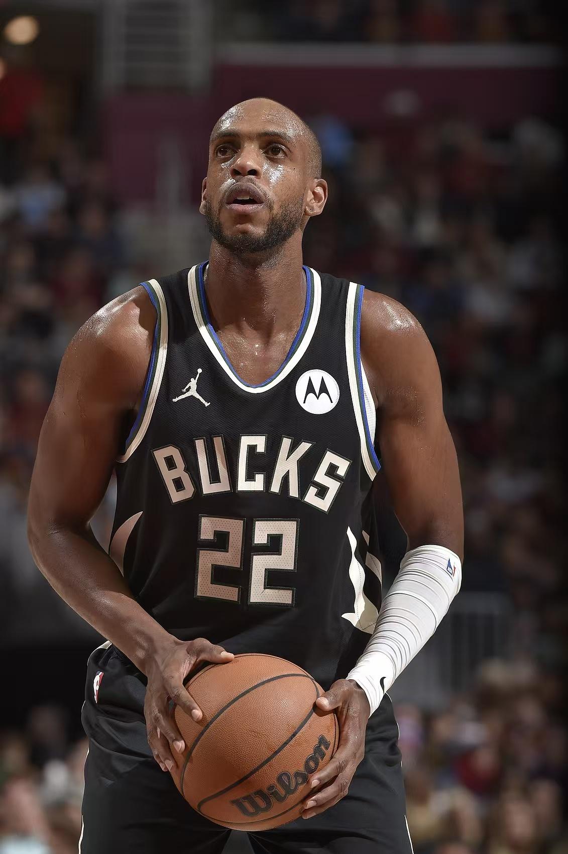 灰熊双核连砍50+拯救球队，逆转击败宝石